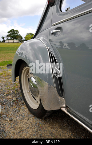 Berline Renault 4CV Banque D'Images