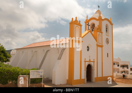 L'église anglicane Saint Vincent à Praia da Luz Algarve Banque D'Images