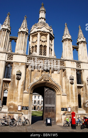 Entrée principale connue sous le nom de gardien à king's college sur King's parade cambridge uk Banque D'Images