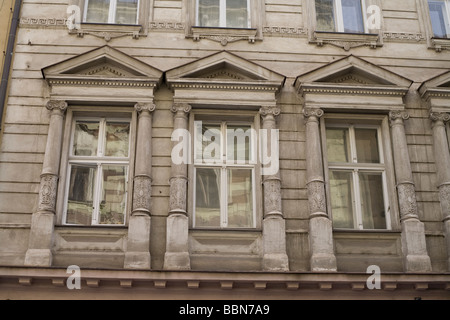 Vieux bâtiment Windows à Prague city centre Banque D'Images