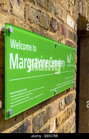 Plaque pour ame conseil margravine cimetière, sur le mur du cimetière à Hammersmith, Londres, Angleterre Banque D'Images