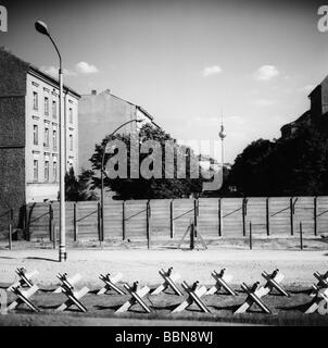 Géographie / voyages, Allemagne, Berlin, Wall, Bernauer Strasse, Tour de télévision dans le Backgrognd, 1970, Banque D'Images