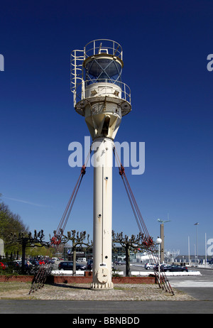 Phare de l'ancien navire de feu Kiel en face de l'Schifffahrtsmuseum maritime museum, Kiel, Schleswig-Holstein, Allemagne, Euro Banque D'Images