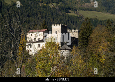 Géographie / voyage, Autriche, Tyrol, château de Weissenstein près de Matrei, vue extérieure, Additional-Rights Clearance-Info-Not-Available- Banque D'Images