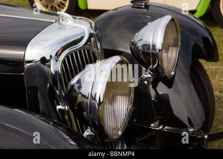 Circuler en face de vieux classique peint noir britanniques ont fait 1931 SS1 coupé voiture jaguar Banque D'Images