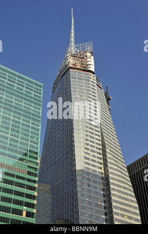 Géographie / voyages, USA, New York City, côté gauche : New York Téléphone édifice construit par Verizon, droite : Home Box Office Building, Manhattan, vue extérieure, Additional-Rights Clearance-Info-Not-Available- Banque D'Images