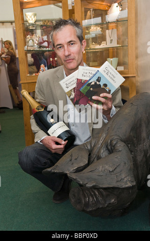 Geoff Dyer vainqueur de l'Everyman Wodehouse Bollinger 2009 Prize for Fiction comique présenté à Hay Festival 2009 Banque D'Images