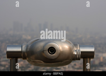 La ville tentaculaire de Los Angeles peut être vu du point de vue de l'Observatoire de Griffith Park. Banque D'Images