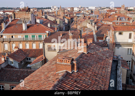 Les toits de la Ville Rose, Toulouse, HAUTE-GARONNE (31), FRANCE Banque D'Images