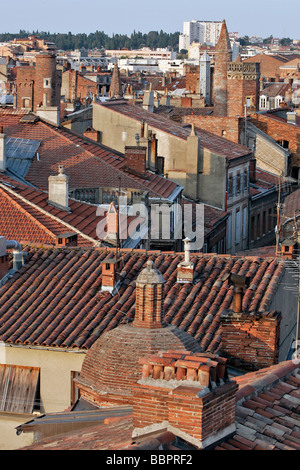 Les toits de la Ville Rose, Toulouse, HAUTE-GARONNE (31), FRANCE Banque D'Images