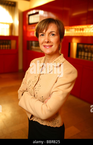 DOMINIQUE LOISEAU, PRÉSIDENT DE BERNARD LOISEAU SA ET GILLES BÉRARD, CHEF À LOISEAU DES VIGNES À BEAUNE, CÔTE D'OR (21) Banque D'Images