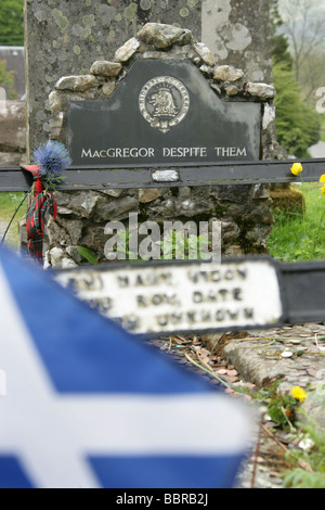 Village de Balquhidder, en Écosse. La tombe du célèbre héros populaire et de bandes de Rob Roy MacGregor. Banque D'Images