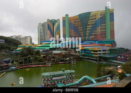 Le Genting Highland de Pahang Malaisie ville de divertissement comprenant des piscines intérieure et extérieure du parc à thème de la place pour tout le monde Banque D'Images