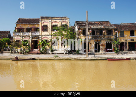 Hoi An 'front', 'les bâtiments coloniaux de la rivière Thu Bon', Vietnam Banque D'Images