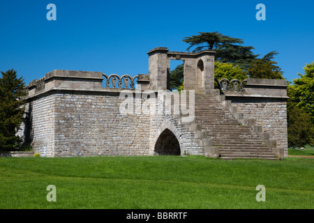 Chatsworth House Queen Marys Bower Derbyshire Peak District Banque D'Images