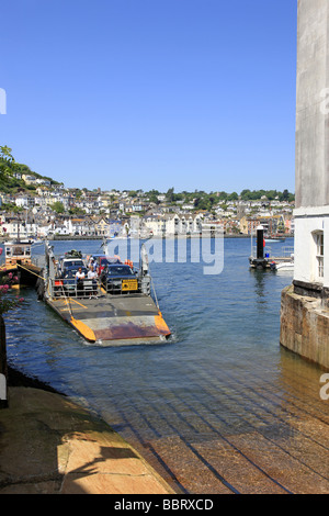 La Dartmouth à Kingswear bac sur la rivière Dart dans le Devon Banque D'Images