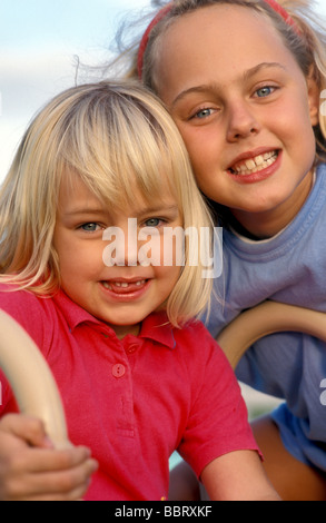 Les jeunes filles rockhampton Queensland Australie Banque D'Images