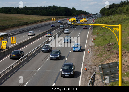 Vitesse moyenne spécifications caméra autoroute M25 Régime d'élargissement 16-23 M40 de jonction A1 (M) Les autoroutes contrat d'angleterre uk go Banque D'Images