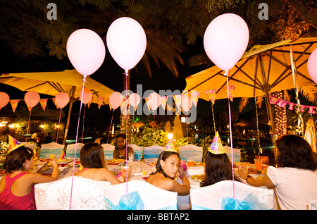 Fête d'anniversaire pour enfants de Dubaï dans l'Habtoor Grand Banque D'Images