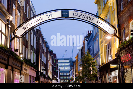 Carnaby Street à Londres Soho nuit UK Europe Banque D'Images