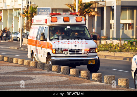 Magen David Adom Ambulance de soins intensifs mobiles Banque D'Images