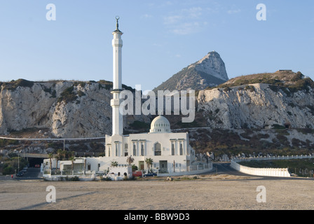 L'Ibrahim-al-mosquée Ibrahim aussi connu comme le Roi Fahd bin Abdulaziz al-Saud mosquée à Europa Point, Gibraltar, Grande Bretagne Banque D'Images