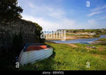 La rivière Mahon avec Caravan Park à Bunmahon, Copper Coast, Co Waterford, Ireland Banque D'Images