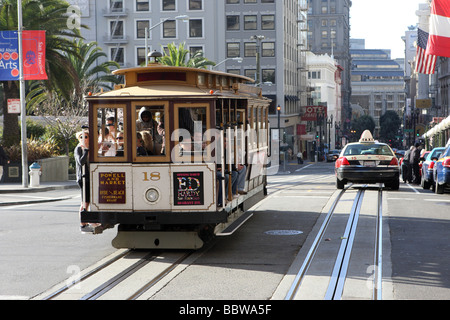 Le tram sur la Cinquième Avenue San Francisco California USA Banque D'Images