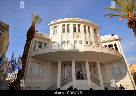Israël Tel Aviv l'ancienne mairie à la place Bialik dans la rue Bialik Banque D'Images