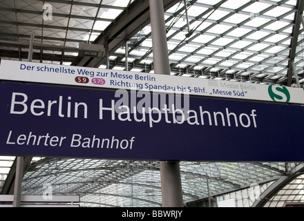 Berlin Hauptbahnhof - Lehrter Bahnhof (Gare centrale de Berlin) à Berlin Banque D'Images