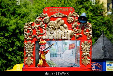 Punch et Judy Show, Llandudno, Nord du Pays de Galles Banque D'Images