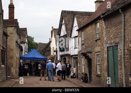 Tournage de la série BBC Cranford à Lacock, Wiltshire, Angleterre, Royaume-Uni Banque D'Images