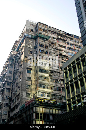 Ancien immeuble résidentiel, Kowloon, Hong Kong, Chine, Asie Banque D'Images