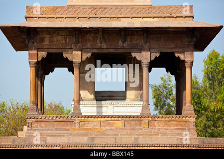 Tombe de Shah Begum dans Khusro Bagh à Allahabad Inde Banque D'Images