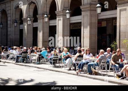 Cafés Plaça Reial Barcelone Espagne Banque D'Images