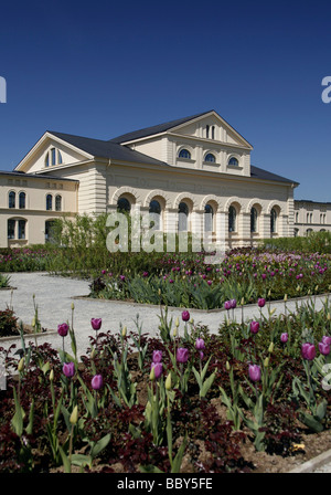 Ancien Marstall équitation où siège aujourd'hui divers ministères et le Technisches Landesmuseum Musée Technique National, Genial Banque D'Images