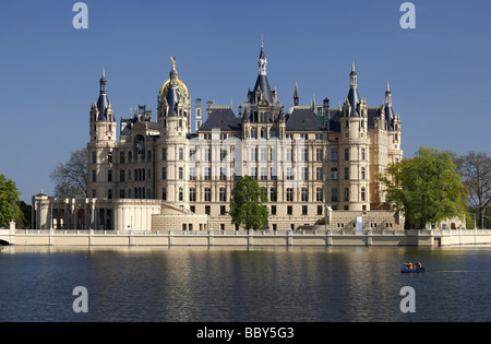 Château Schweriner Schloss, siège du parlement du Land de Mecklembourg-Poméranie occidentale, Schwerin, Mecklembourg-Poméranie-Pomer Banque D'Images