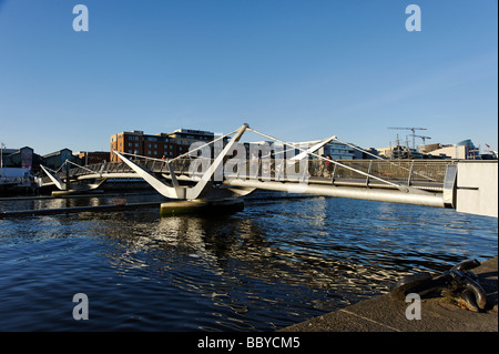 Sean O Casey le pont sur la rivière Lifey Dublin République d'Irlande Banque D'Images