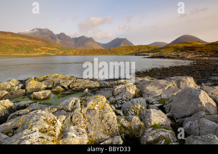 Montagnes Cullin du Loch Slapin, île de Skye, Écosse Banque D'Images