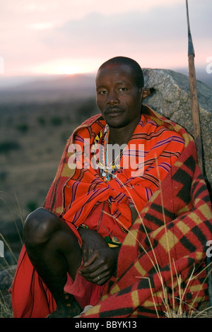 Guerrier masaï Portrait - Maji Moto Village Maasai - près de Narok, Kenya Banque D'Images