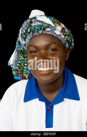 Portrait de femme avec foulard Quelimane Mozambique Banque D'Images