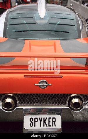 Moteur voiture sport voie Spyker orange hollande dutch aero style design race Banque D'Images