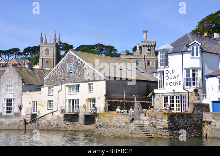 Vue sur le port, Fowey, Cornwall, Angleterre, Royaume-Uni Banque D'Images