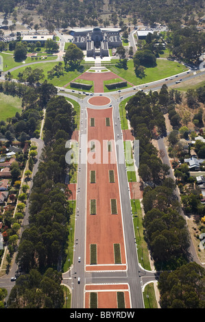 ANZAC Parade et Mémorial Australien de la guerre aérienne l'Australie Canberra ACT Banque D'Images