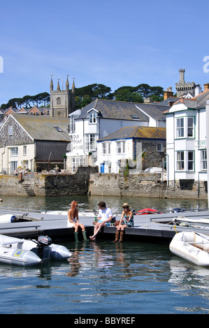 Vue sur le port, Fowey, Cornwall, Angleterre, Royaume-Uni Banque D'Images