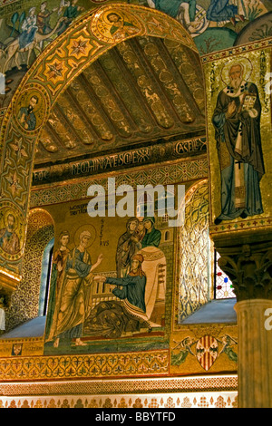 Mosaïques d'or dans le dôme de la chapelle Palantine, Norman Palace, Palermo, Sicily, Italy, Europe Banque D'Images