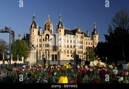 Château Schweriner Schloss, siège du parlement du Land de Mecklembourg-Poméranie occidentale, Schwerin, Mecklembourg-Poméranie-Pomer Banque D'Images