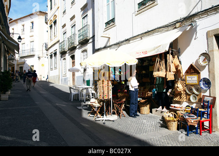 Rue étroite, scène de rue, Evora Banque D'Images