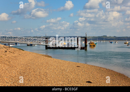 Hayling Island Ferry Pier à Eastney sur l'entrée de Langstone Harbour Hampshire UK Banque D'Images