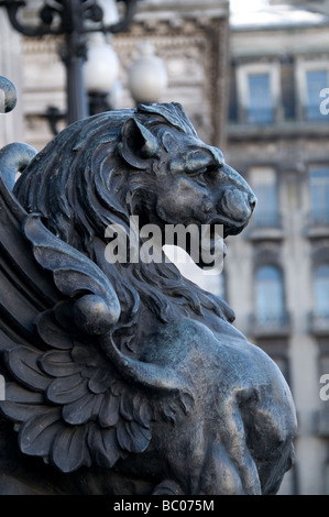 Statue à l'extérieur du Congreso de la Nación Argentina, Avenida de Mayo, Buenos Aires, Argentine Banque D'Images